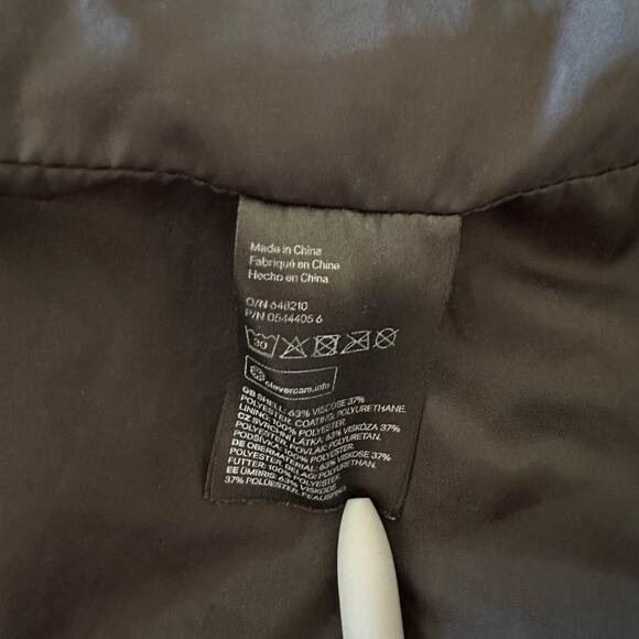 H&M Riverdale Black Faux Leather Jacket South Side Serpents Halloween Size XS - Picture 6 of 9